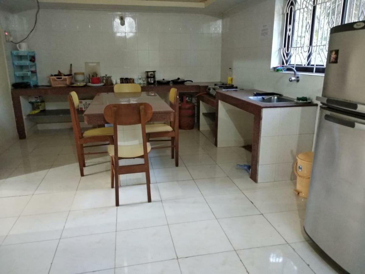 Indraprasth Apartment パロレム エクステリア 写真